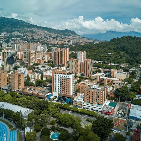Tequendama Hotel Medellin - Estadio Bagian luar foto