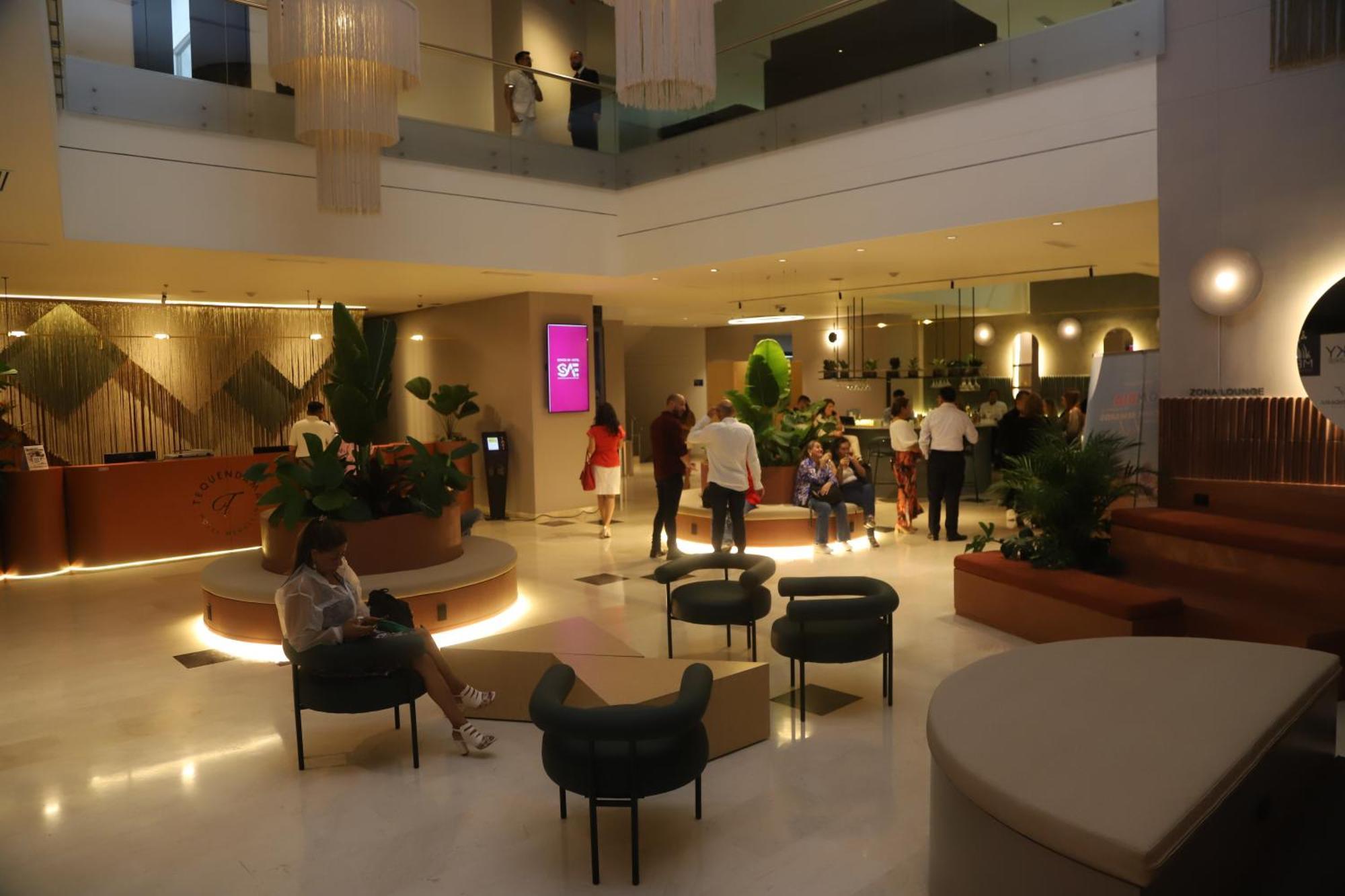 Tequendama Hotel Medellin - Estadio Bagian luar foto
