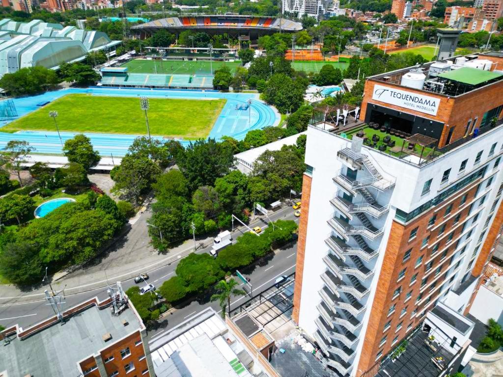 Tequendama Hotel Medellin - Estadio Bagian luar foto