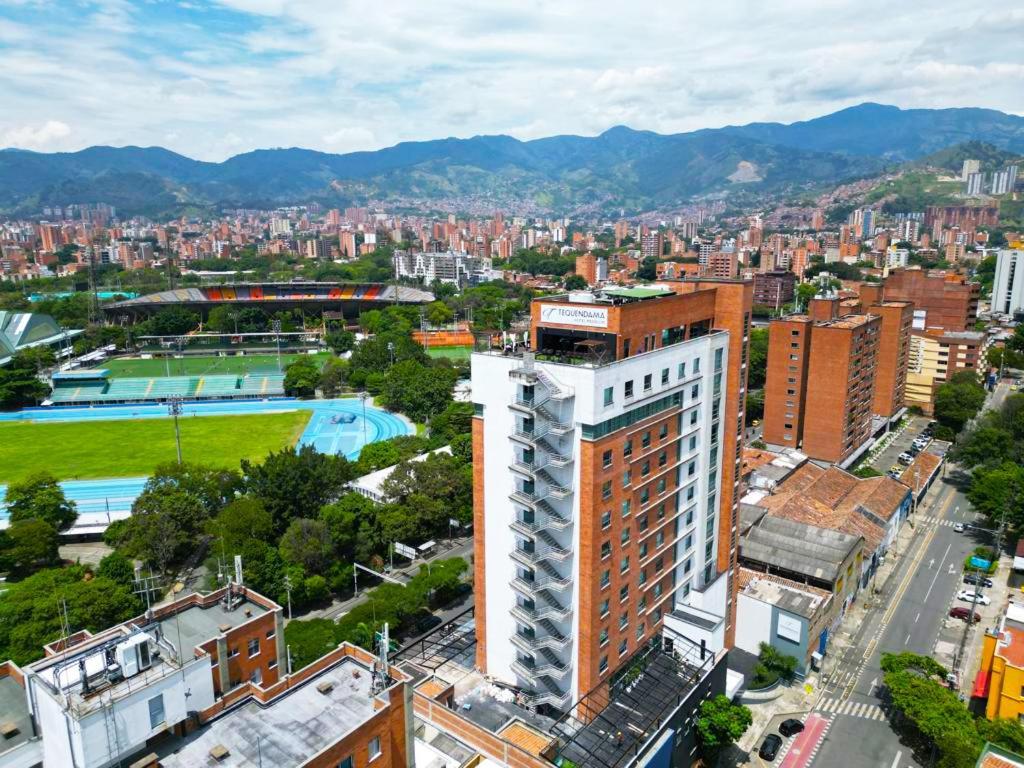 Tequendama Hotel Medellin - Estadio Bagian luar foto