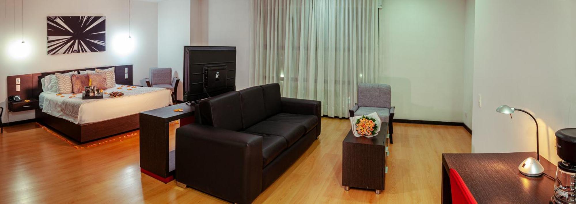 Tequendama Hotel Medellin - Estadio Bagian luar foto